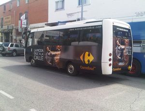 minibus publicitario